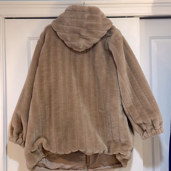 Komitor women’s reversible hooded faux fur jacket 2X - Picture 2 of 12